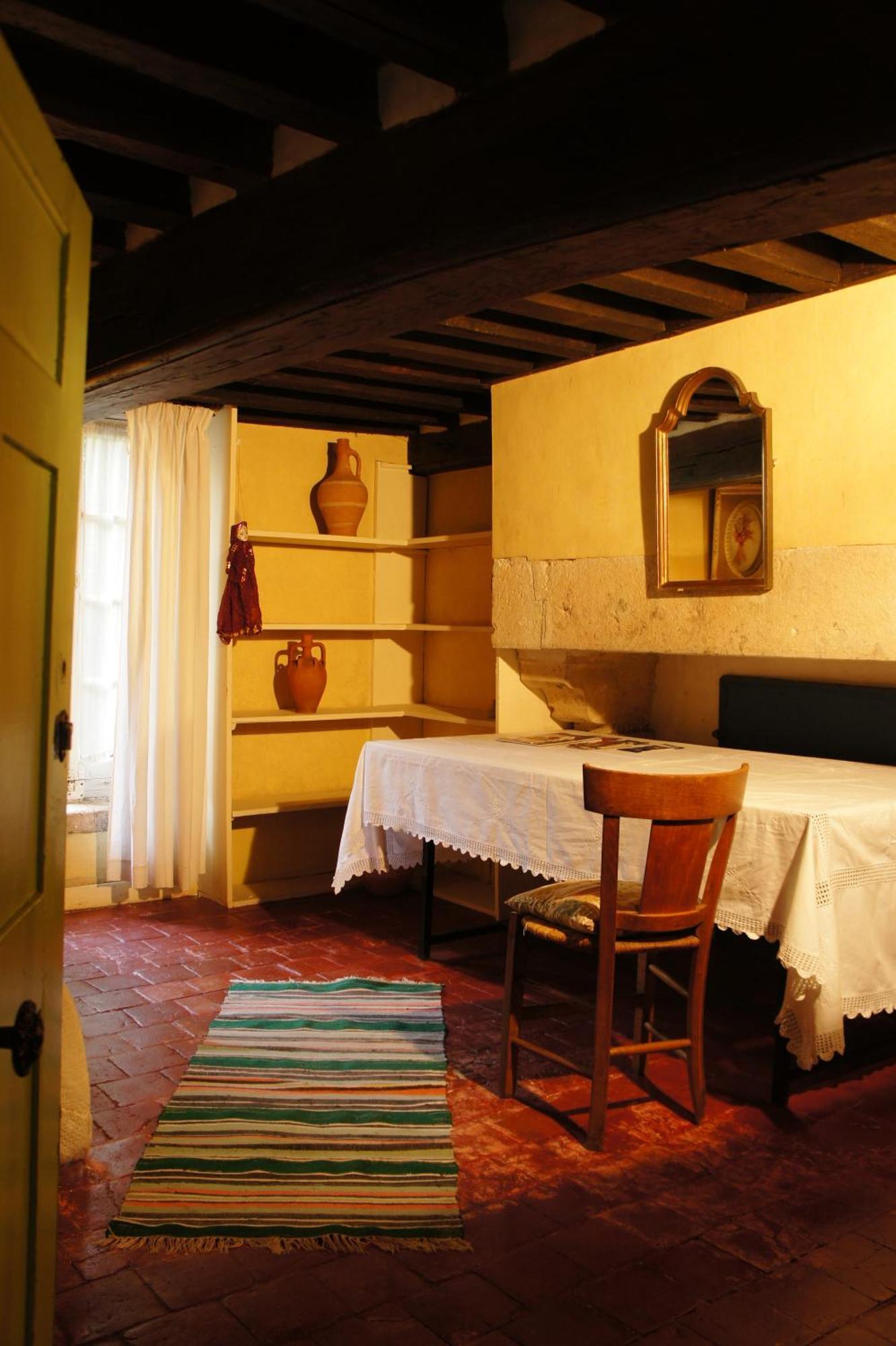 Hotel Particulier Maleteste Dijon Bilik gambar